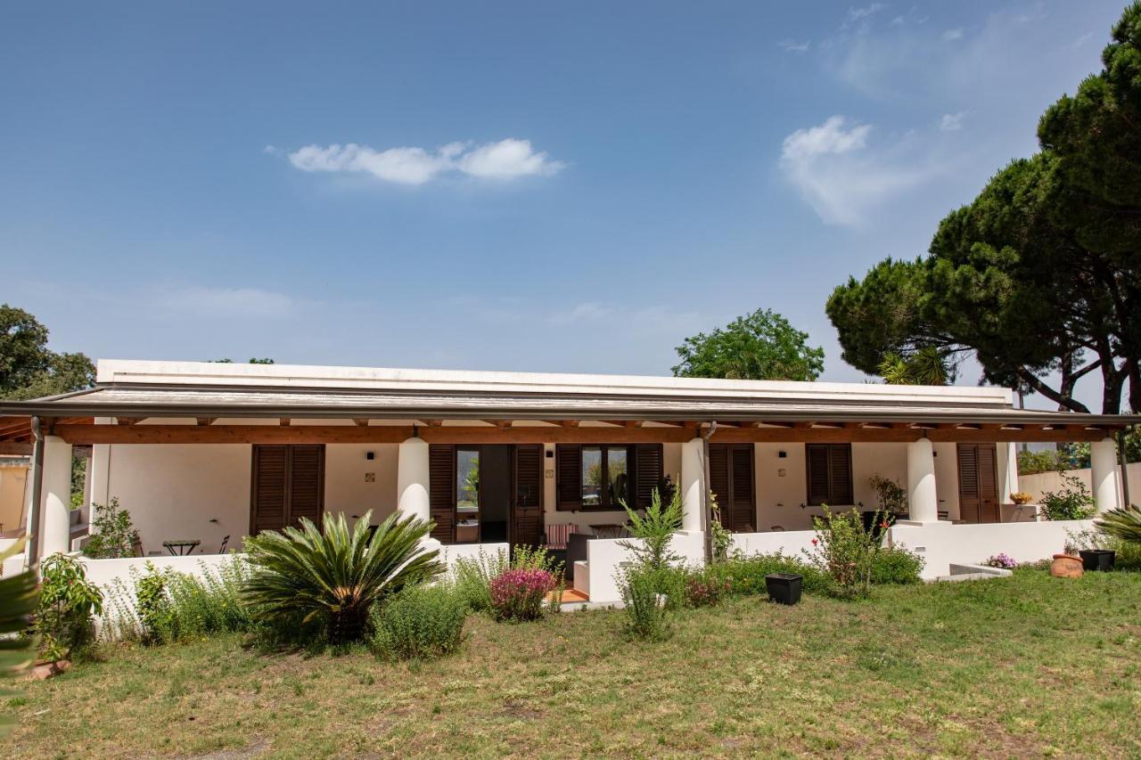 Maria Tindara "La Locanda" Vulcano  Exterior photo